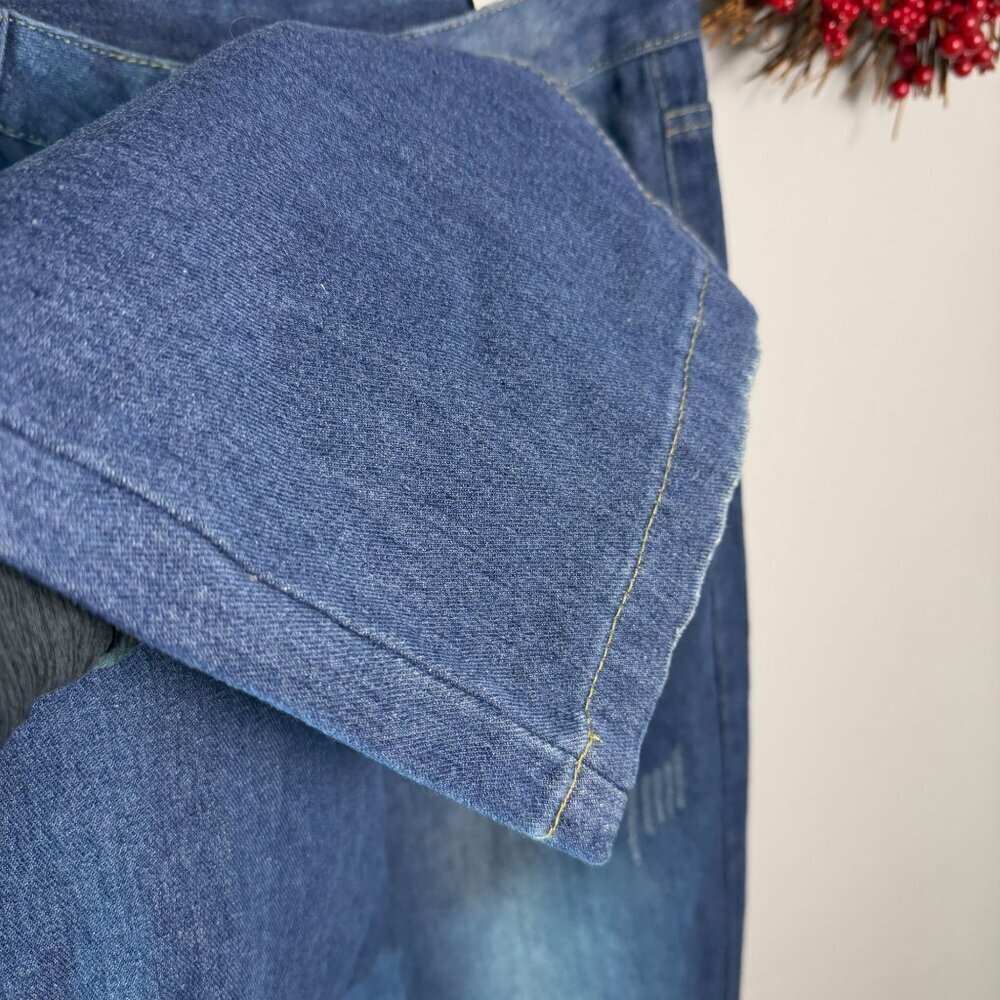 65.Tahari Tunnel Neck Sweater XL - Staight Leg Jean XL Outfit SET Red Denim Blue - Picture 5 of 15